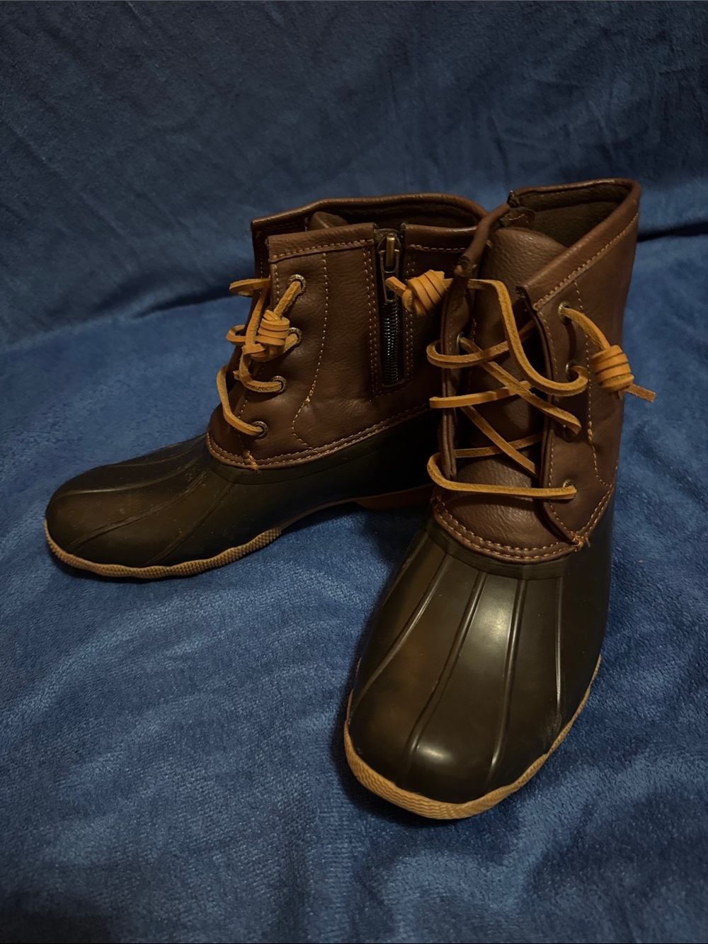 Girls’ Sperry Brown Waterproof Duck Boots  Size 3 - worn once LIKE NEW